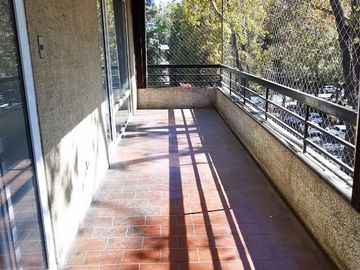 VENTA IMPERDIBLE - METRO LOS LEONES DEPARTAMENTO HERMOSO