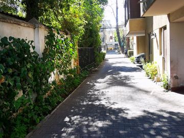 VENTA IMPERDIBLE - METRO LOS LEONES DEPARTAMENTO HERMOSO