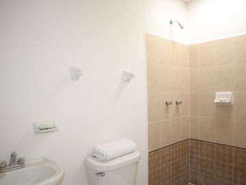 CASA EN VENTA EN HACIENDA DEL BOSQUE TECAMAC