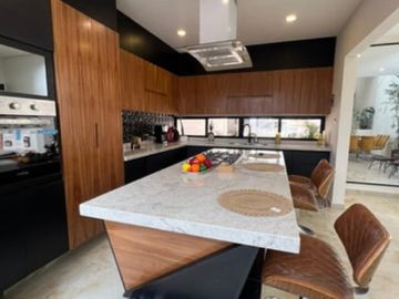 3 Hermosas casas nuevas por la Feria por el periférico con recamara planta baja