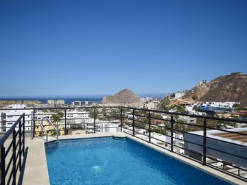 Rooftop + mar + ubicación: el combo perfecto en Luxotica III