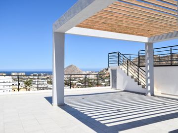 Rooftop + mar + ubicación: el combo perfecto en Luxotica III