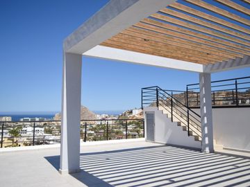 Rooftop + mar + ubicación: el combo perfecto en Luxotica III