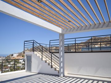 Rooftop + mar + ubicación: el combo perfecto en Luxotica III