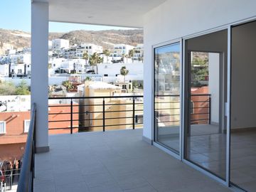 Rooftop + mar + ubicación: el combo perfecto en Luxotica III
