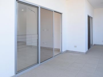 Rooftop + mar + ubicación: el combo perfecto en Luxotica III