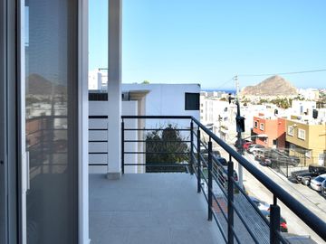 Rooftop + mar + ubicación: el combo perfecto en Luxotica III