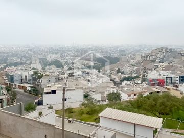 Departamento con Vista panoramica a la ciudad de Lima en Casuarinas Sur – Tranquilidad, Espacio y Estilo