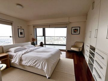 Departamento con Vista panoramica a la ciudad de Lima en Casuarinas Sur – Tranquilidad, Espacio y Estilo
