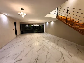 CASA EN VENTA EN PRIVADA EN LA CONDESA JURIQUILLA QUERETARO