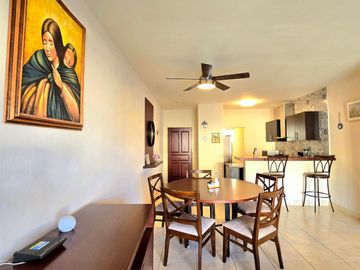 Villa Dorada! Departamento Centrico a tan solo 10 minutos de la Marina en Los Cabos!