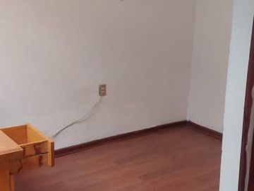 VENDO CASA EN CIUDAD AZTECA 3 ERA SECCION, ENTRE BULEVAR TEOCALLIS Y BULEVAR DE LOS AZTECAS