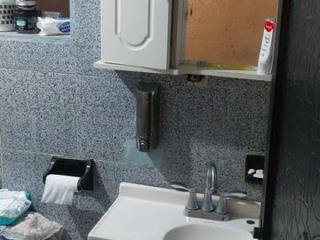 VENDO CASA EN CIUDAD AZTECA 3 ERA SECCION, ENTRE BULEVAR TEOCALLIS Y BULEVAR DE LOS AZTECAS