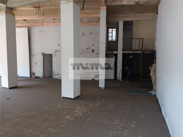 Terreno/Edificio comercial en RENTA en la Colonia Roma