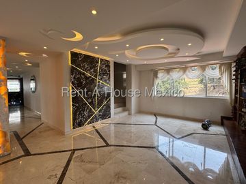 Penthouse en Venta en Hacienda de las Palmas, Huixquilucan