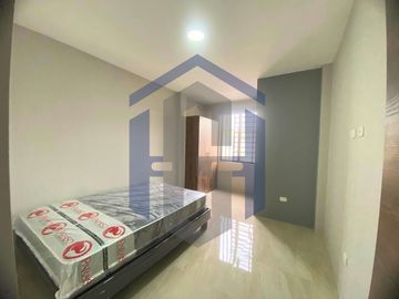 Casa de 2 plantas en venta - Urb. Cataluña, Samborondón, Ecuador