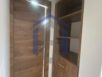 Casa de 2 plantas en venta - Urb. Cataluña, Samborondón, Ecuador