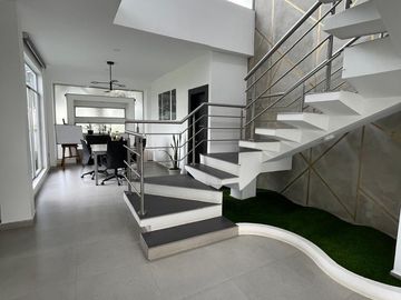 HERMOSA PROPIEDAD EN  VENTA URB. PRIVADA