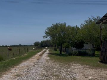 RANCHO EN VENTA EN GRAL TERAN, NUEVO LEON, A 26 KMS DEL CENTRO DEL MUNICIPIO, TIERRAS MUY FERTILES, ABUNDANTE AGUA, FLORA Y FAUNA, 243 HAS A P CERRADA