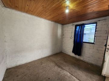 Se vende casa en Villa Las Rosas, Lontue, Molina