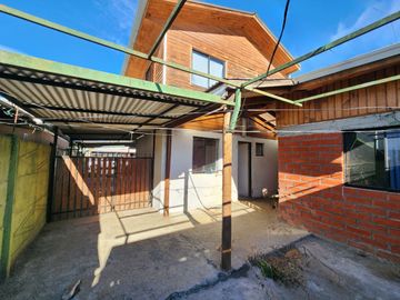 Se vende casa en Villa Las Rosas, Lontue, Molina