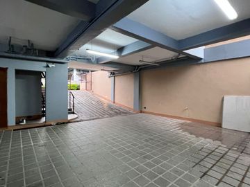 FOR SALE: PREMIUM 2 STOREY MODERN HOUSE & LOT WITH BASEMENT PARKING