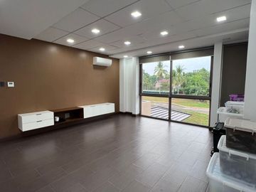 FOR SALE: PREMIUM 2 STOREY MODERN HOUSE & LOT WITH BASEMENT PARKING