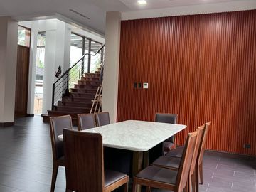FOR SALE: PREMIUM 2 STOREY MODERN HOUSE & LOT WITH BASEMENT PARKING