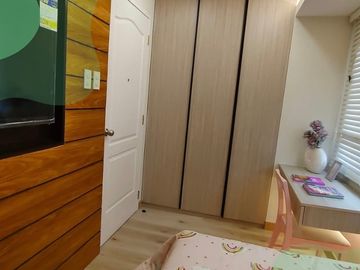 (4 Bedrooms) Project-Selling Unit @Madonna Residence