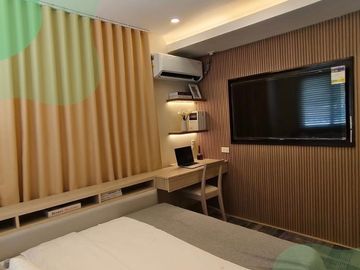 (4 Bedrooms) Project-Selling Unit @Madonna Residence