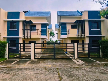 Foggy Heights 4 Modern Houses for Sale in  Tagaytay