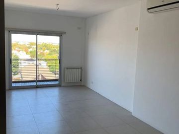 VENTA DEPARTAMENTO 4 AMBIENTES CON TERRAZA Y COCHERA HAEDO