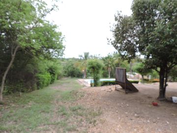 VENTA CASA LOTE DE RECREO, ADAPTABLE PARA RENTAS CORTAS O CABAÑAS