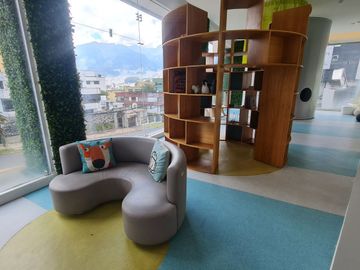 Suite por estrenar en edificio exclusivo Yoo Quito