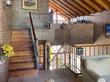VÓRTICE INMOBILIARIA VENDE CASA EN DORREGO, GUAYMALLÉN, MENDOZA