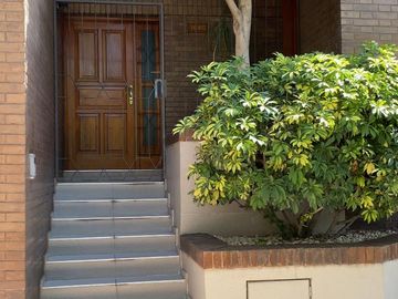 VÓRTICE INMOBILIARIA VENDE CASA EN DORREGO, GUAYMALLÉN, MENDOZA