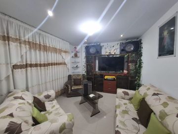 Venta Casa En Carabayllo + Aires - 
