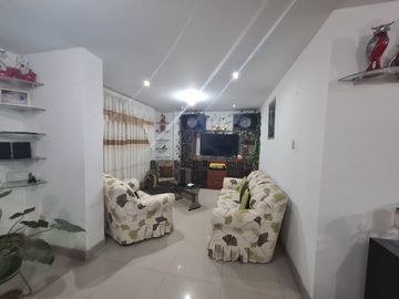 Venta Casa En Carabayllo + Aires - 