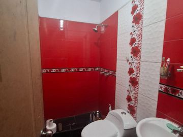 Venta Casa En Carabayllo + Aires - 