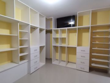 Venta Casa En Carabayllo + Aires - 