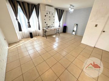 Se vende linda casa en interior de microbarrio Alba 1 lo Campino, 3 dormitorios