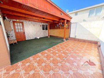 Se vende linda casa en interior de microbarrio Alba 1 lo Campino, 3 dormitorios