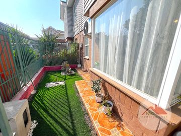 Se vende linda casa en interior de microbarrio Alba 1 lo Campino, 3 dormitorios