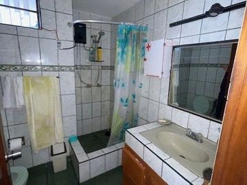 VENDO CASA CONSERVADA EN MAGDALENA CERCA A LA PERA DEL AMOR