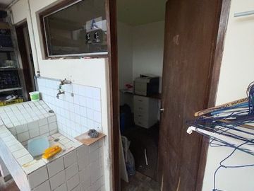 VENDO CASA CONSERVADA EN MAGDALENA CERCA A LA PERA DEL AMOR