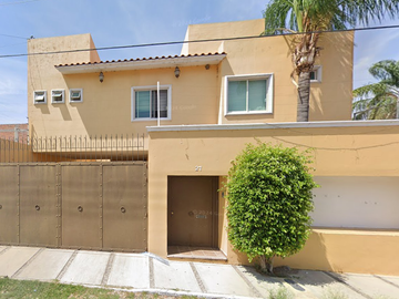 CASA EN VENTA EN ZIRATE LA PIEDAD MICHOACAN