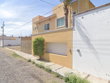 CASA EN VENTA EN ZIRATE LA PIEDAD MICHOACAN