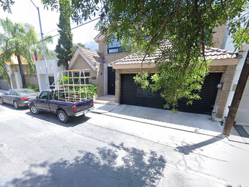 Casa en Remate en Mirasierra 1er Sector, San Pedro Garza García, Nuevo León