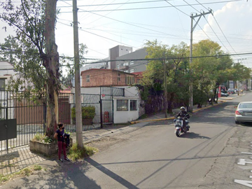 Venta de Casa en Remate, Zona estratégicamente ubicada cerca de Universidad Anáhuac, Olivar de los Padres, Álvaro Obregón, CDMX