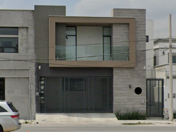 Casa en Remate en Mirasierra 1er Sector, San Pedro Garza García, Nuevo León